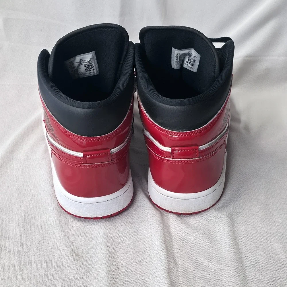 Nike Air Jordan 1 Mid SE Patent Bred Toe Men's Size 9.5 HV4091-006